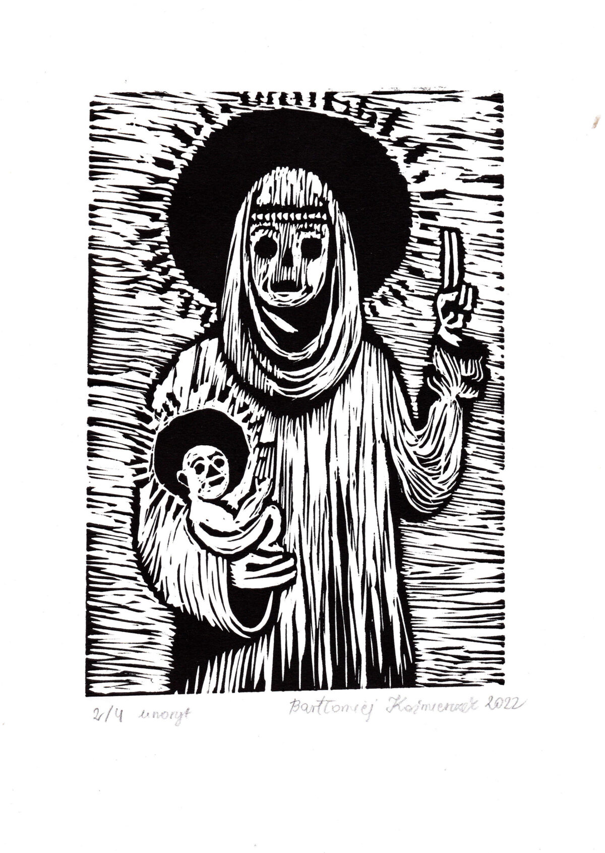 Grafika czarno-biała przedstawia postać z aureolą, Lewa dłoń ma wyciągnięte dwa palce ku górze: wskazujący i środkowy. Prawa obejmuje dziecko, również z aureolą, które trzyma w dłoni przedmiot wyglądający jak smartfon.